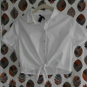 Crop front tie shirt Forever 21